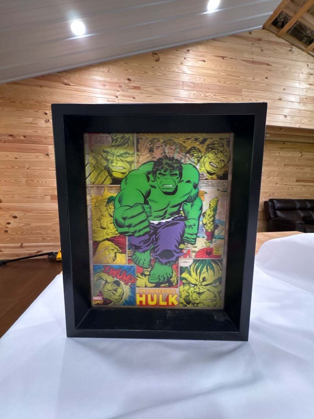 Marvel Comics The Incredible Hulk 3D Shadow Box Picture 11" X 9" Wall Art